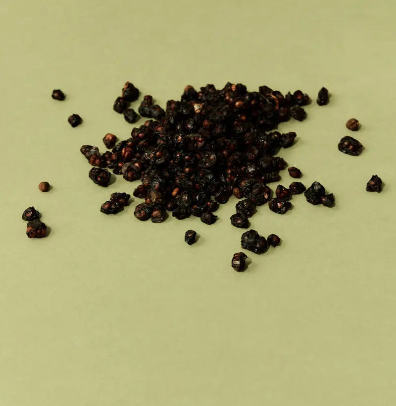 Schisandra | Superfeast | 100g (miron glass)